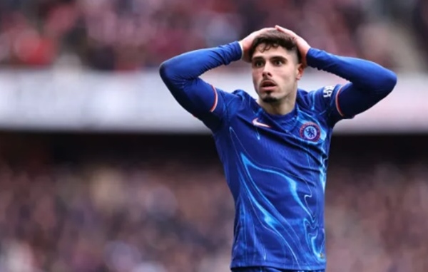Ian Wright đưa ra dự đoán đáng lo ngại về Chelsea