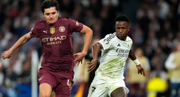 Ian Wright khen tấm tắc chữ ký chất lượng của Man City