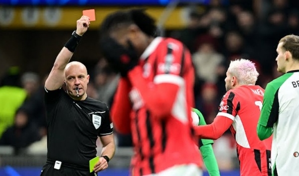 Ibrahimovic: Milan đã tự loại mình khỏi Champions League