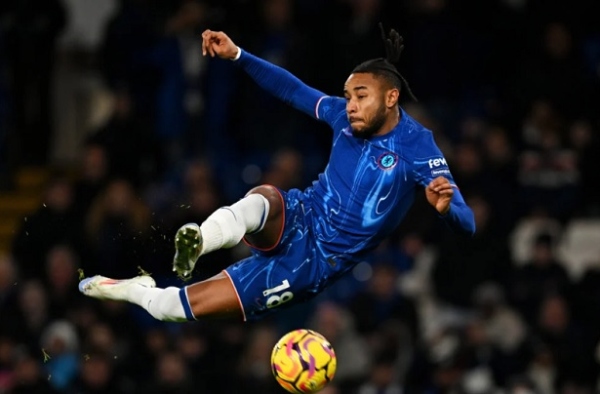 Jason Cundy lo ngại cầu thủ Pochettino mang về sắp rời Chelsea