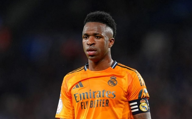 Jese cảnh báo Vinicius: Đừng chạy theo tiền bạc, Real Madrid mới là nhà