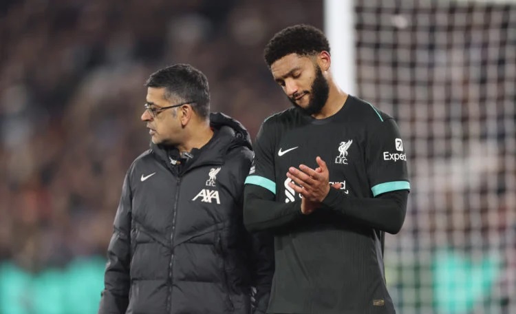 "Joe Gomez xác nhận cậu ấy bị chấn thương gân kheo"