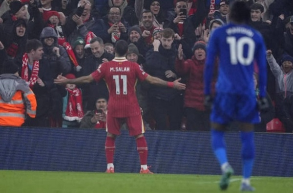 Không chỉ có Salah, Liverpool bay cao nhờ sức mạnh tập thể