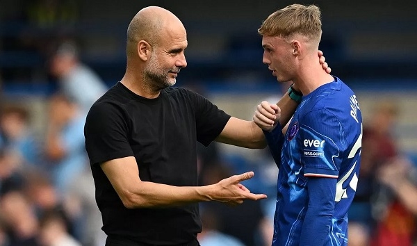 Khoản "bảo hiểm" 40 triệu bảng cho Chelsea và Man City
