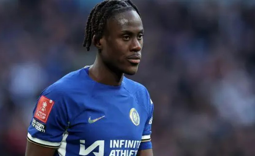 Khủng hoảng hàng thủ, Chelsea trao cơ hội lớn cho Trevoh Chalobah