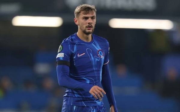 Kiernan Dewsbury-Hall ghi điểm 10 với Enzo Maresca