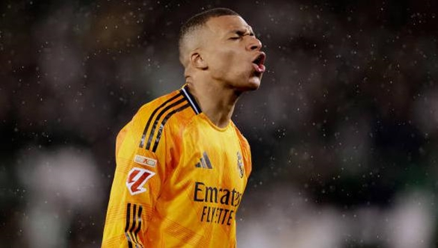 Kylian Mbappe có "bỏ lỡ" ở Real Madrid không?