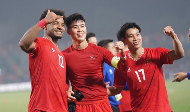 'Lá bài trong tay áo' HLV Kim Sang-sik dành sẵn cho ĐT Thái Lan