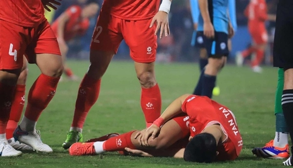 Lỗ hổng hàng phòng ngự khiến đội tuyển Việt Nam lo lắng