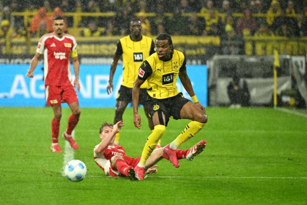 'Lính đánh thuê' Chelsea đang chơi ra sao ở Dortmund?