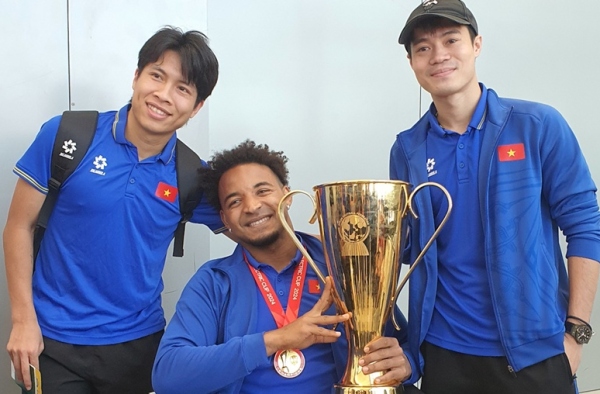 Lên ngôi ở AFF Cup, tuyển Việt Nam gặp khó khi đối đầu Malaysia