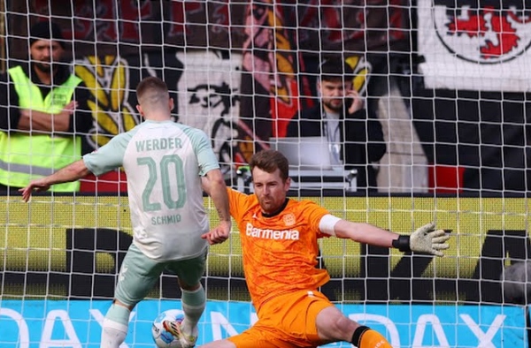 Leverkusen 0-2 Werder Bremen: Phản công sắc bén; Người hùng trong khung gỗ