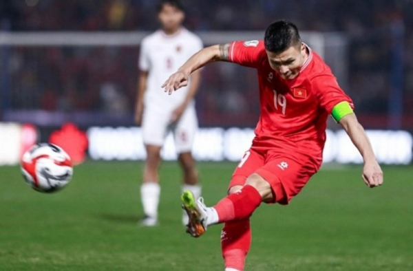 Lịch thi đấu dày đặc sau AFF Cup, Quang Hải nói gì?