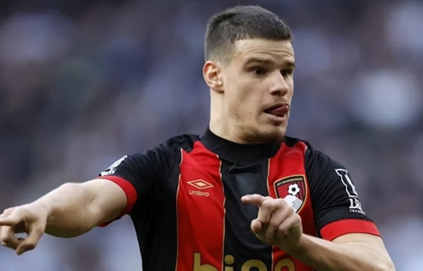 Liverpool đón tin vui vụ Kerkez khi Bournemouth tìm người thay thế