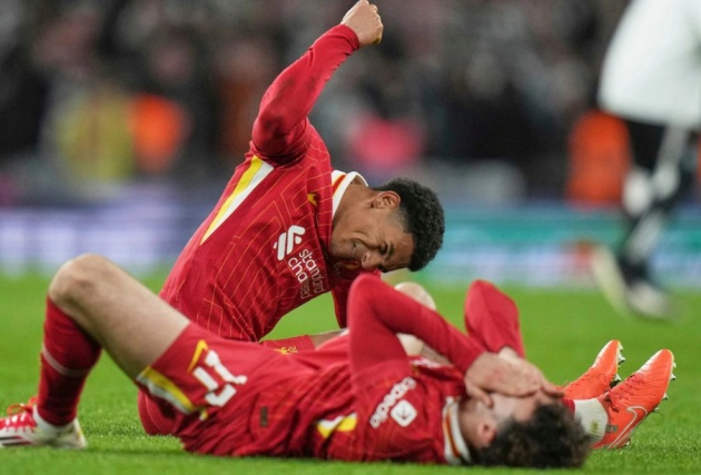Liverpool thua Newcastle: 'Cỗ máy' mệt mỏi, nhạt nhòa của Arne Slot