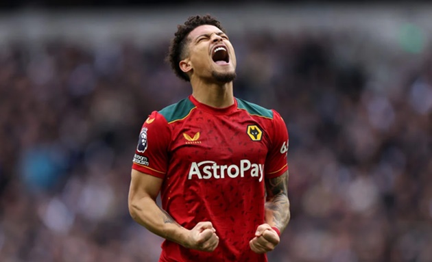Liverpool thực hiện động thái đầu tiên cho ngôi sao 15 triệu bảng
