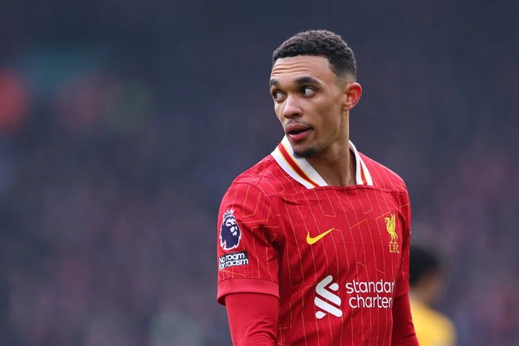 Liverpool tìm người thay thế Trent Alexander-Arnold