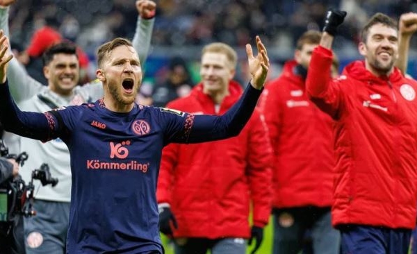 Mainz 05 - Từ cuộc chiến trụ hạng đến giấc mơ Champions League