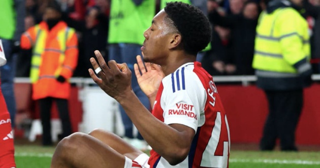 Màn ăn mừng ngạo nghễ xoay chuyển vị thế giữa Arsenal và Man City