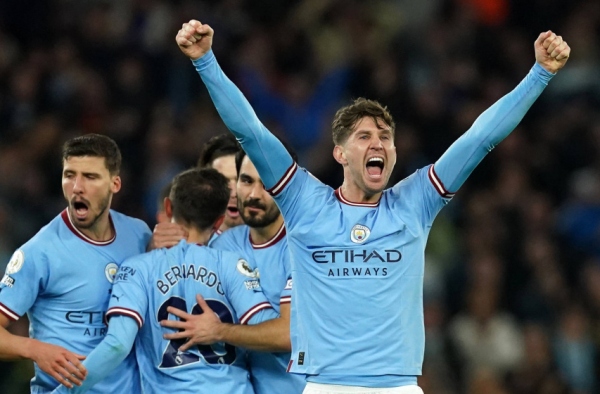 Man City chi 50 triệu, có ngay bản nâng cấp của John Stones