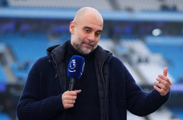 Man City dưới áp lực chuyển nhượng, Pep Guardiola yêu cầu giữ cái đầu lạnh