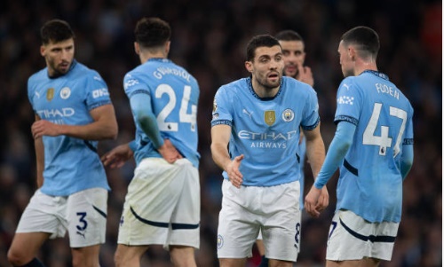 Man City khởi kiện Premier League