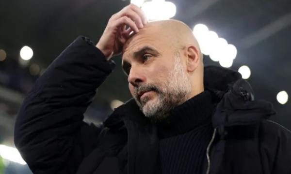 Man City ngã ngựa, Pep bất đồng quan điểm với Gundogan
