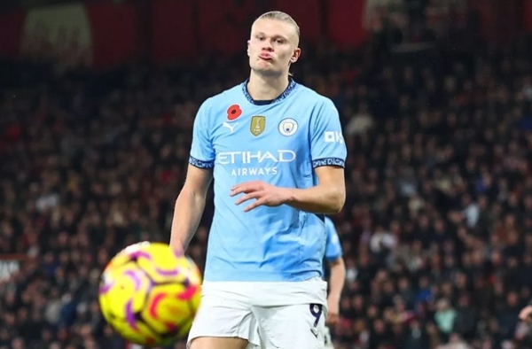 Man City vắng 4 cầu thủ ở trận Liverpool