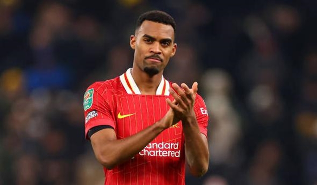 Màn trình diễn của Gravenberch cho Liverpool thấy vấn đề nằm ở đâu