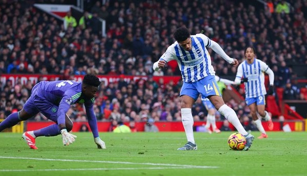 Màn trình diễn sẽ đẩy Andre Onana lên ghế dự bị
