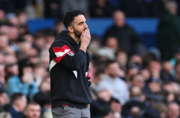 Man United đang trả giá vì sai lầm trên TTCN mùa Đông