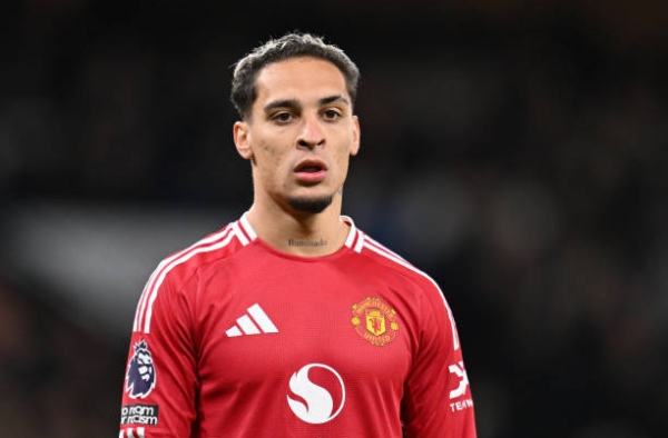 Man United rao bán Antony cho Newcastle