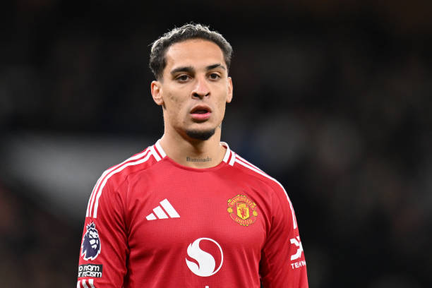 Man United rao bán Antony cho Newcastle