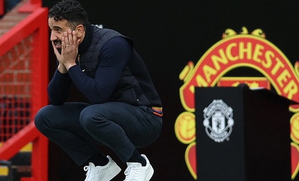 Man United trải qua mùa giải thảm họa và những biến cố chưa từng có