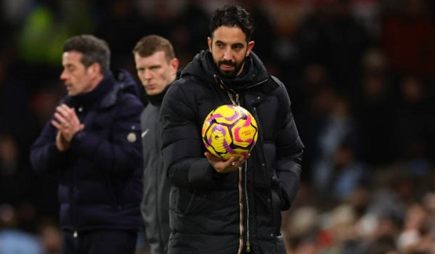 Man Utd cần một giải pháp bất ngờ để đánh bại Man City