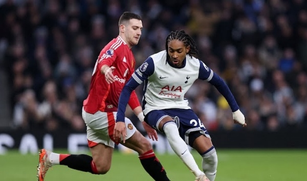 Man Utd thua là đúng: Amorim ra chỉ đạo, cầu thủ không nghe