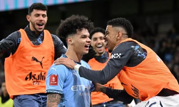Manchester City 3-1 Plymouth: Chỉ huy de Bruen; Pep's Pearl