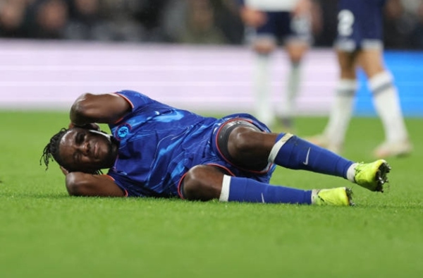 Maresca báo tin dữ cho cổ động viên Chelsea