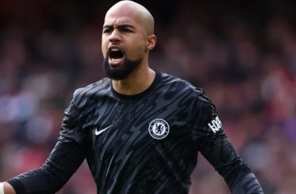 Maresca gặp khó khăn ở Chelsea