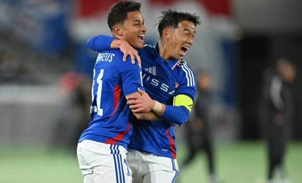 Marinos thắng nhọc nhằn Thân Hoa Thượng Hải tại AFC Champions League