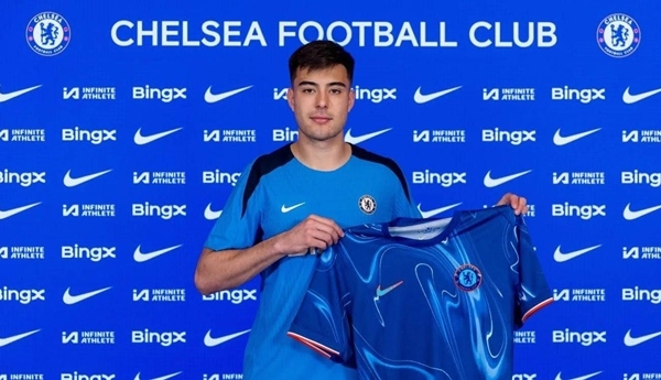 Marseille bất ngờ tiếp cận sao trẻ Chelsea