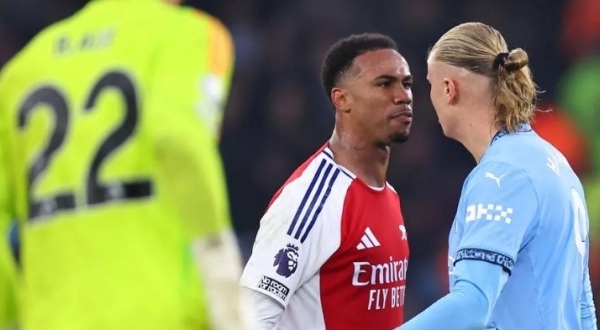 Martin Odegaard: Man City thúc đẩy Arsenal trở nên tốt hơn