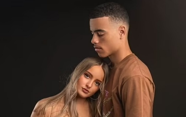 Mason Greenwood đón con thứ hai, sự nghiệp và cuộc sống đều khởi sắc