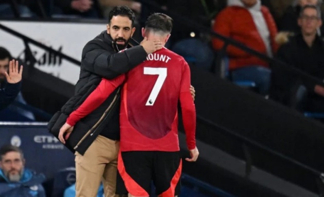 Mason Mount không hẹn ngày trở lại vì chấn thương