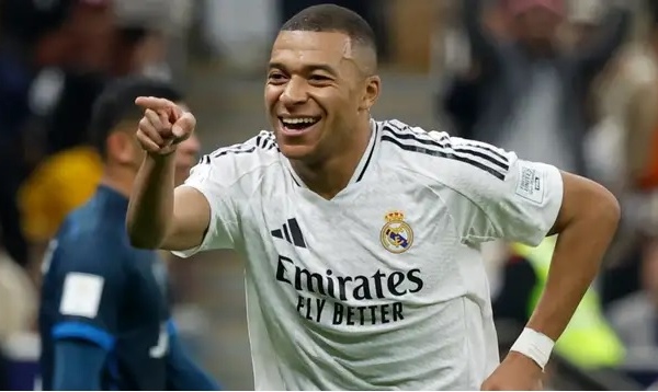 Mbappe có biệt danh mới ở Real