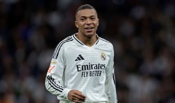 Mbappe: "Việc chạm đáy phong độ là điều tốt cho tôi"