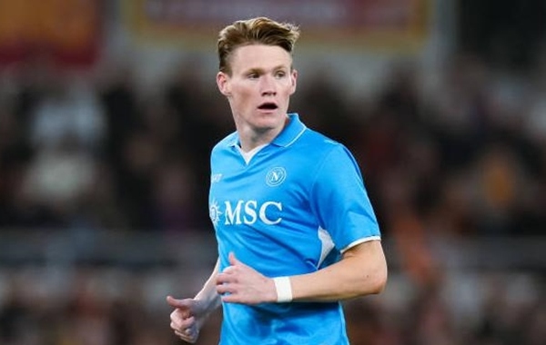 McTominay là Naples, "Kỹ năng" cho M.U