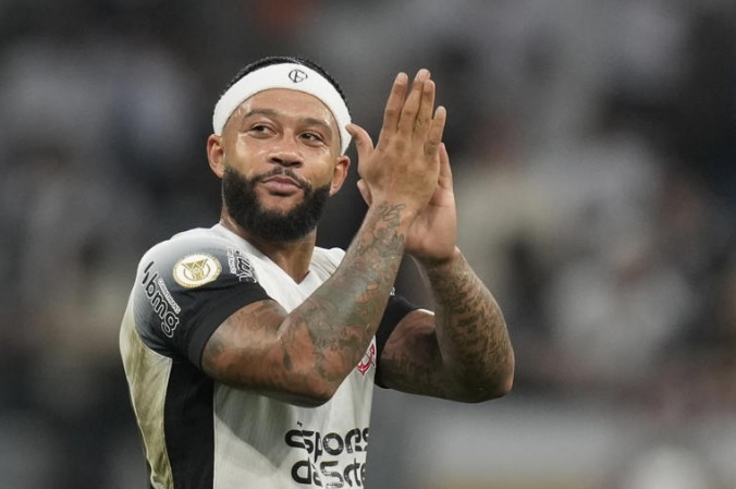 Memphis Depay - Từ thay đổi vận mệnh Corinthians đến cầu thủ được yêu thích nhất tại Brazil