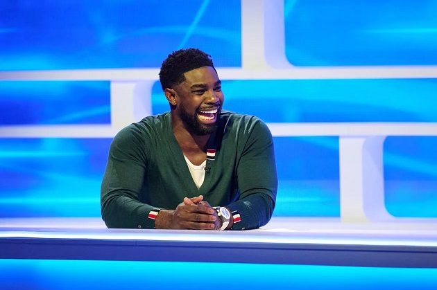 Micah Richards phá "quy tắc vàng" khi chỉ trích sao Man Utd trên sóng truyền hình