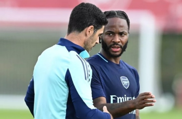 Mikel Arteta mở ra cơ hội cho Raheem Sterling